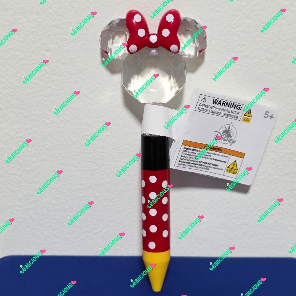 DISNEY PARKS MINNIE MOUSE LIGHT UP PEN